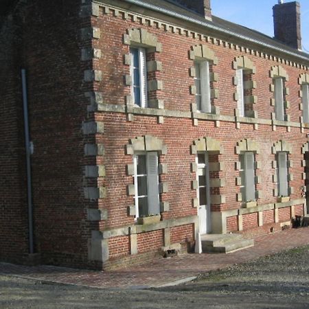 Chez Francine Et Xavier Bed & Breakfast Froissy  ภายนอก รูปภาพ