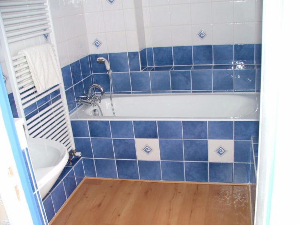 Chez Francine Et Xavier Bed & Breakfast Froissy  ห้อง รูปภาพ